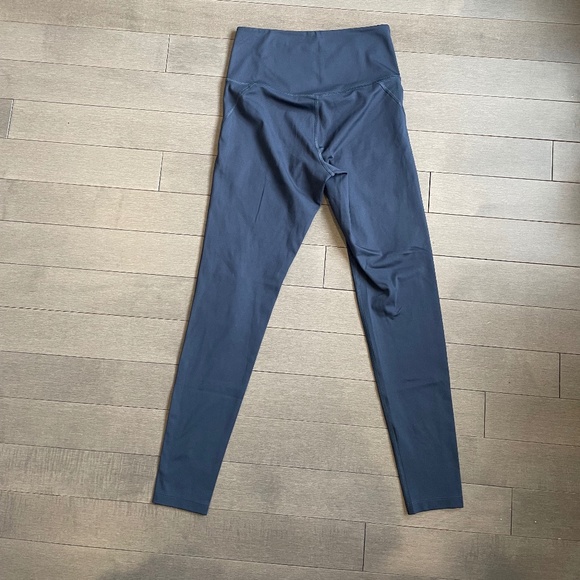 Girlfriend Collective - Midnight Compressive High Rise Legging (M) - Picture 2 of 3